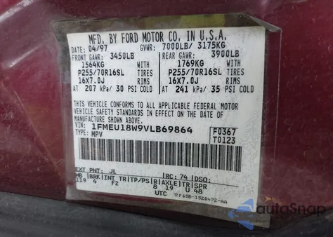 1997 Ford Expedition Eddie Bauer/Xlt from USA, damaged, VIN 1FMEU18W9VLB69864